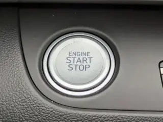 Hyundai ELANTRA 2025 SEL Conveniencia 4p Sedan