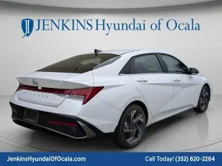 Hyundai ELANTRA 2025 SEL Conveniencia 4p Sedan