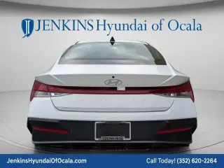 Hyundai ELANTRA 2025 SEL Conveniencia 4p Sedan