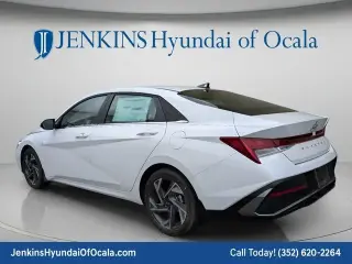 Hyundai ELANTRA 2025 SEL Conveniencia 4p Sedan