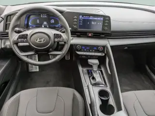 Hyundai ELANTRA 2025 SEL Convenience 4p Sedan