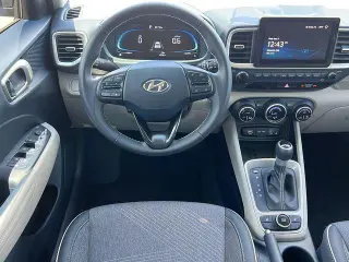 Hyundai VENUE 2024 Limited 4dr Crossover