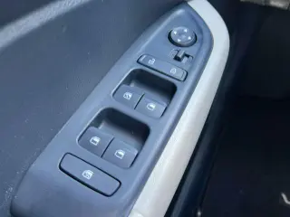 Hyundai VENUE 2024 Limited 4dr Crossover