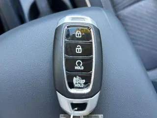 Hyundai VENUE 2024 Limited 4dr Crossover