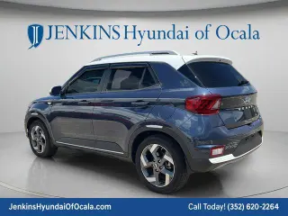 Hyundai VENUE 2024 Limited 4dr Crossover