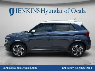 Hyundai VENUE 2024 Limited 4dr Crossover