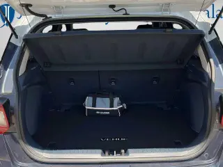 Hyundai VENUE 2024 Limited 4dr Crossover