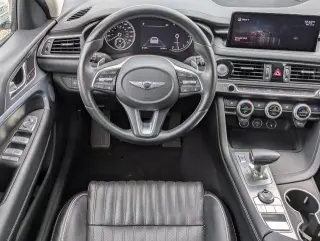 Genesis G70 2022 2.0T 4p Sedan