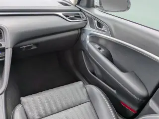 Genesis G70 2022 2.0T 4p Sedan