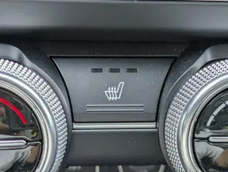 Genesis G70 2022 2.0T 4p Sedan