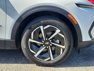 Chevrolet Equinox EV 2025 LT 1 4dr SUV
