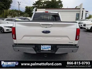 Ford F-150 2018 4x2 Lariat 4 puertas SuperCrew 5.5 pies SB
