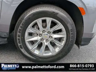Suburban Chevrolet 2021 4x2 Premier SUV 4 puertas
