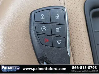Suburban Chevrolet 2021 4x2 Premier SUV 4 puertas