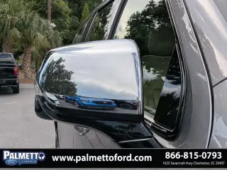Suburban Chevrolet 2021 4x2 Premier SUV 4 puertas