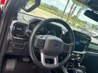 Ford F-150 2021 4x2 XLT 4 puertas SuperCrew 5.5 pies. SB