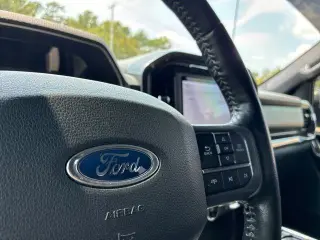 Ford F-150 2021 4x2 XLT 4 puertas SuperCrew 5.5 pies. SB