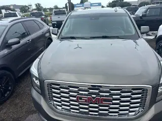GMC Yukon 2018 4x4 Denali 4p SUV