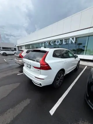 Volvo XC60 2024 AWD B5 Plus Tema Oscuro 4p SUV