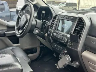 Ford F-250 Super Duty 2019 4x4 XLT Cabina Crew 4 puertas 6.8 pies. Pickup SB