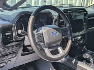 Ford F-150 2023 4x4 XLT 4p SuperCrew 5.5 ft. SB