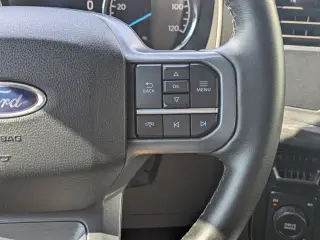 Ford F-150 2023 4x4 XLT 4p SuperCrew 5.5 ft. SB