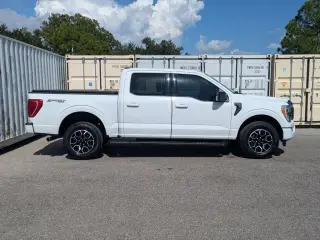 Ford F-150 2023 4x4 XLT 4p SuperCrew 5.5 ft. SB