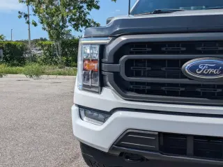 Ford F-150 2023 4x4 XLT 4p SuperCrew 5.5 ft. SB