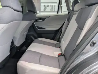 Toyota RAV4 2020 AWD XLE 4p SUV