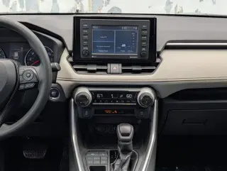 Toyota RAV4 2020 AWD XLE 4p SUV
