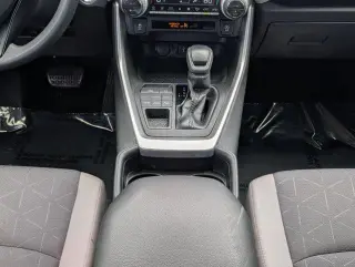 Toyota RAV4 2020 AWD XLE 4p SUV
