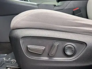 Toyota RAV4 2020 AWD XLE 4p SUV