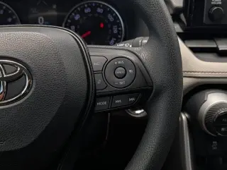 Toyota RAV4 2020 AWD XLE 4p SUV