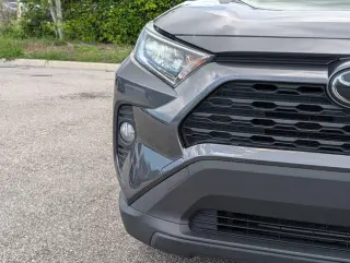 Toyota RAV4 2020 AWD XLE 4p SUV