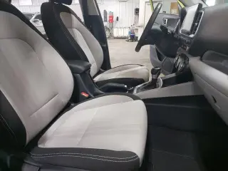 Hyundai VENUE 2024 SEL 4p Crossover