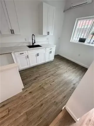 🏚️BUSCO TRABAJO DE PINTURA🏠