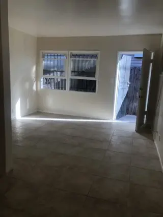 1 bedroom in Hawthorne
