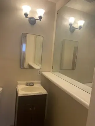1 bedroom in Hawthorne
