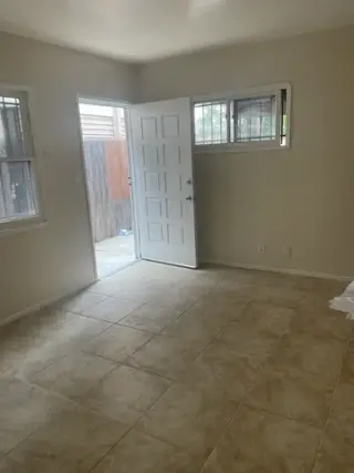 1 bedroom in Hawthorne