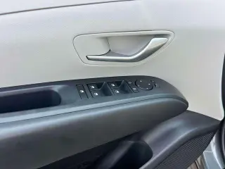 Hyundai TUCSON 2026 AWD SE SUV 4 puertas
