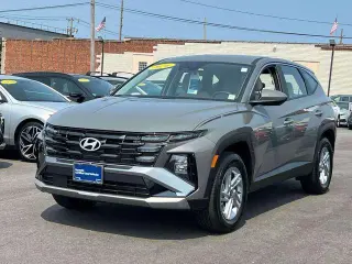 Hyundai TUCSON 2026 AWD SE SUV 4 puertas