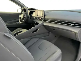 Hyundai ELANTRA 2025 SEL Sport 4p Sedan