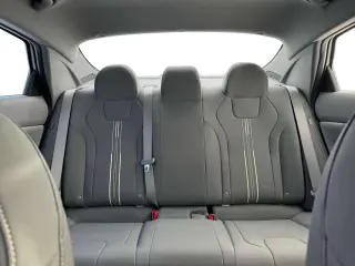 Hyundai ELANTRA 2025 SEL Sport 4p Sedan