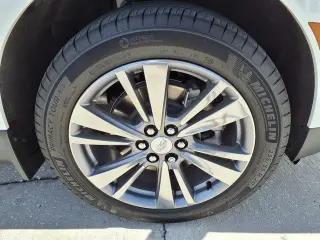 Cadillac XT5 2025 Premium Luxury 4p SUV