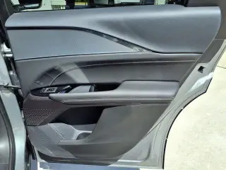 Cadillac LYRIQ 2024 Tech 4p SUV
