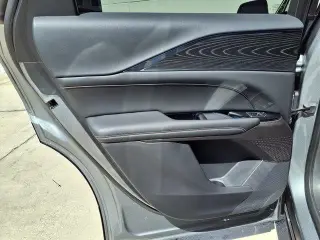 Cadillac LYRIQ 2024 Lujo 1 4p SUV