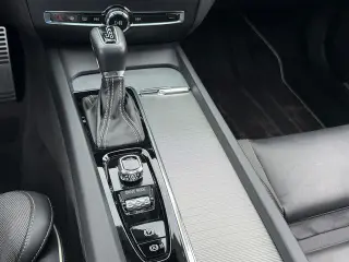 Volvo S60 2020 T5 R-Design 4p Sedán