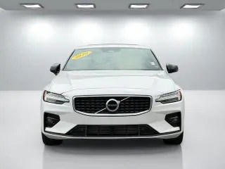 Volvo S60 2020 T5 R-Design 4p Sedán
