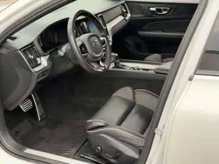Volvo S60 2020 T5 R-Design 4p Sedán