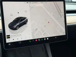 Tesla Model Y 2023 4p Crossover
